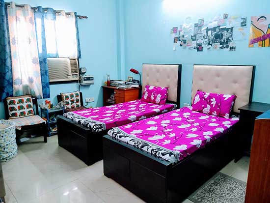 Double AC Room - Marble Flooring (Deluxe) - Student Accommodation